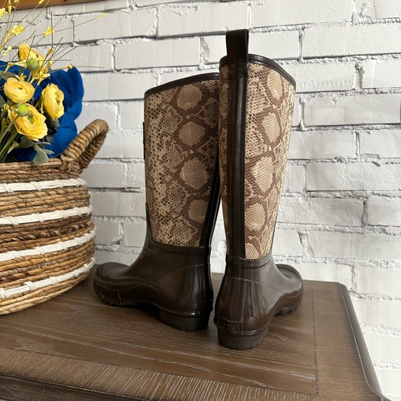 Coach Snake Print Rain Boots size 8 - Picture 3 of 9